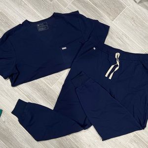 FIGS Mens XL scrub set- NAVY